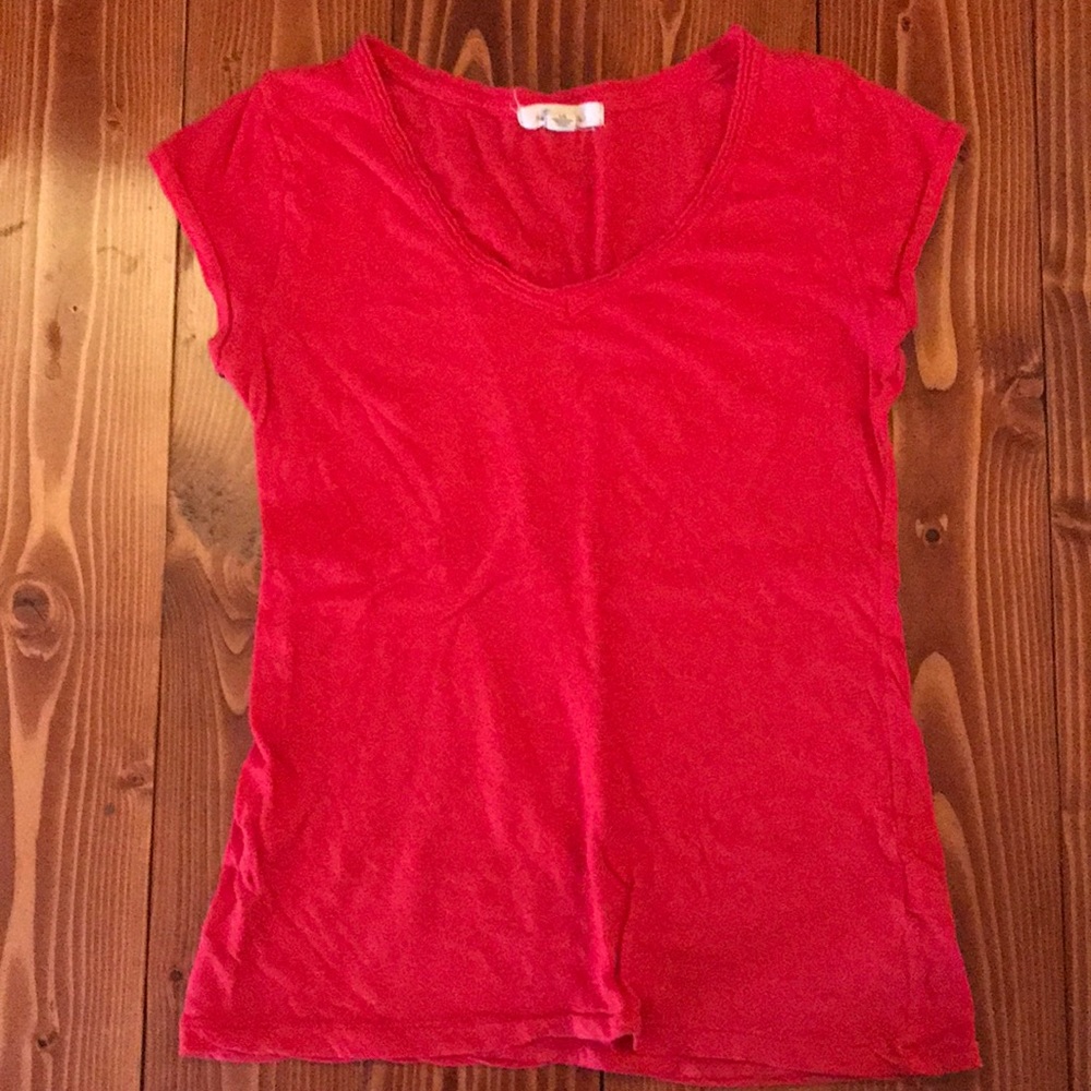 Forever 21 red V-neck tee